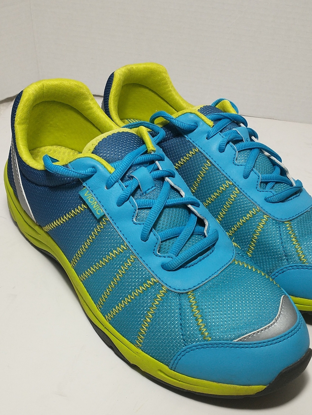 Vionic Alliance Sneaker, Green/Blue, Tie, Arch Support, Size 11
